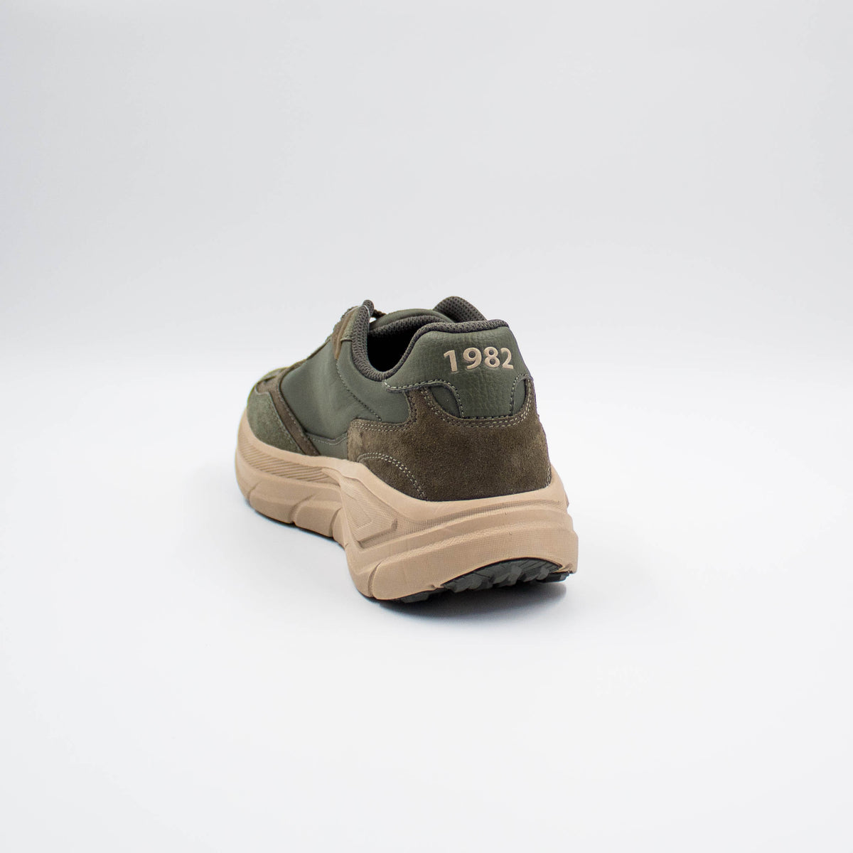 Tenis para Hombre BHPC CAFE-GR-M8